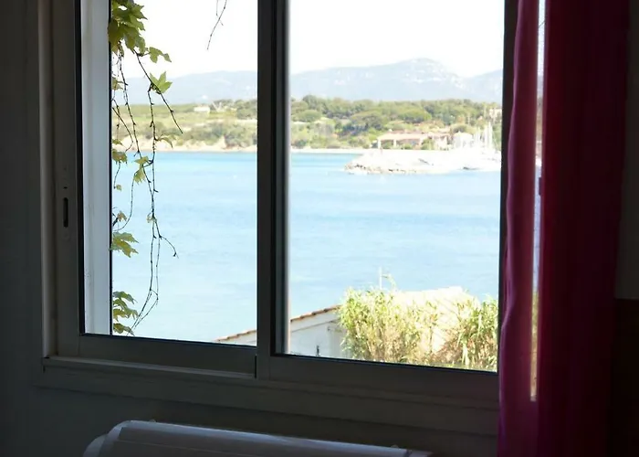 Un Coin De Paradis Hébergement de vacances Six-Fours-les-Plages